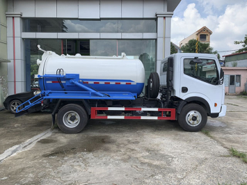 Thông bồn cầu bị nghẹt do cặn bẩn – Xử lý triệt để