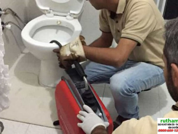 Dịch vụ xử lý nghẹt toilet tại chợ Bến Thành
