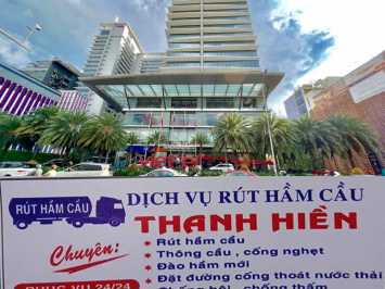 Rút hầm cầu tại tòa nhà văn phòng quận 10