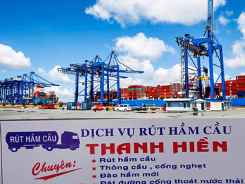 Thông cống nghẹt bồn cầu tại cảng Hiệp Phước