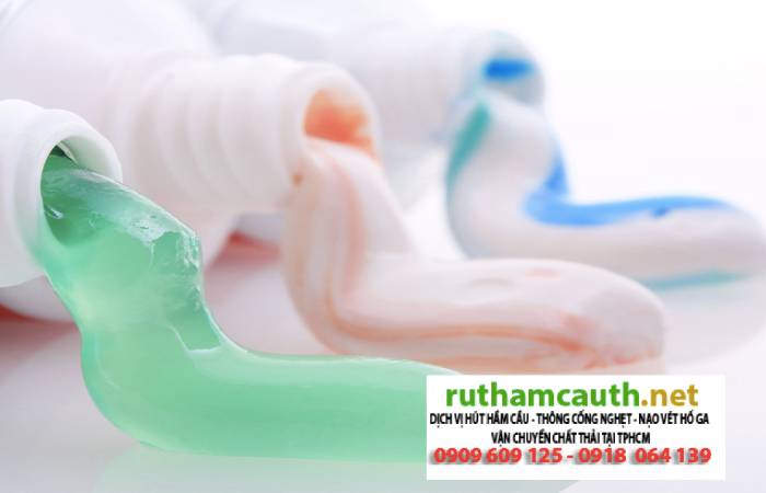 10 Cách làm sạch bồn cầu ố vàng trở nên trắng sáng như mới