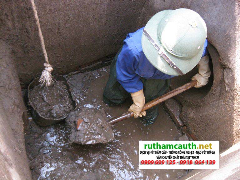 Báo giá hút hầm cầu, bể phốt theo xe rẻ nhất 2025, tư vấn dịch vụ