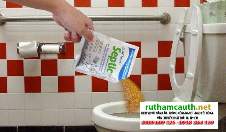 Bồn Cầu Bị Nghẹt Vật Cứng Và Cách Xử Lý