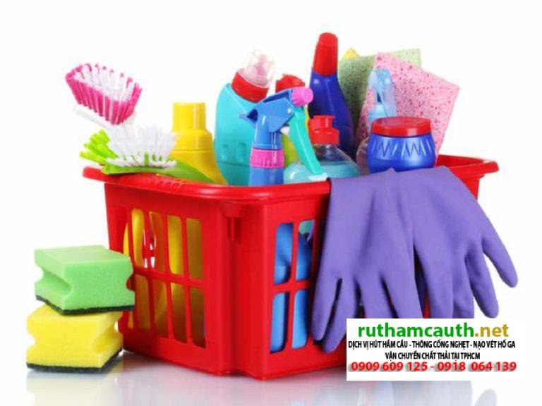 Bột Thông Cống Dính Vào Tay Phải Làm Sao? Lưu Ý Khi Sử Dụng