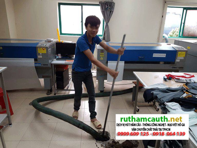 Hướng Dẫn 2 Cách Hút Bể Phốt Tại Nhà Từ Vật Dụng Gia Đình