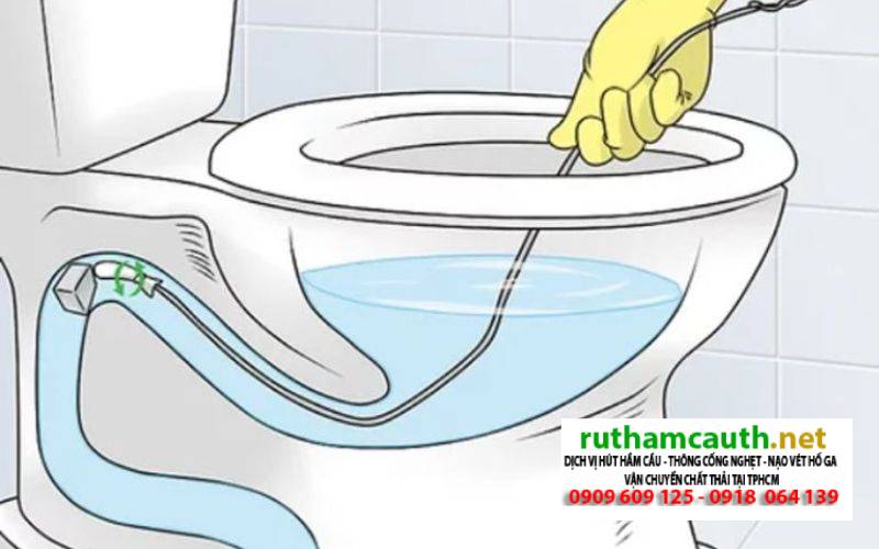 Cách Thông Bồn Cầu Bị Tắc Giấy Vệ Sinh Tại Nhà Nhanh Chống