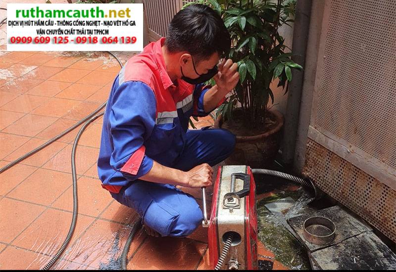 Cách khắc phục cống thoát nước bị trào ngược chỉ với 1 phút