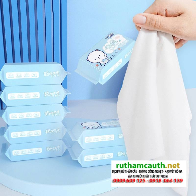 Để toilet không bị nghẹt bạn không nên xả 5 vật này vào bồn cầu