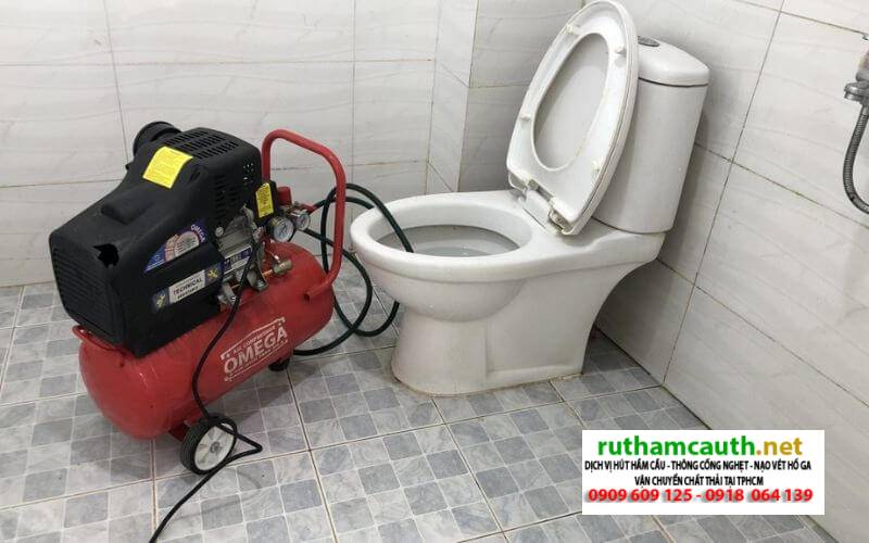 Dụng Cụ Thông Tắc Bồn Cầu Bằng Khí Nén Phổ Biến