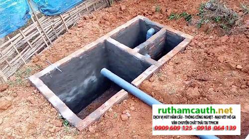 Hố ga tự thấm là gì? Thi công bể phốt tự thấm xử lý nước thải