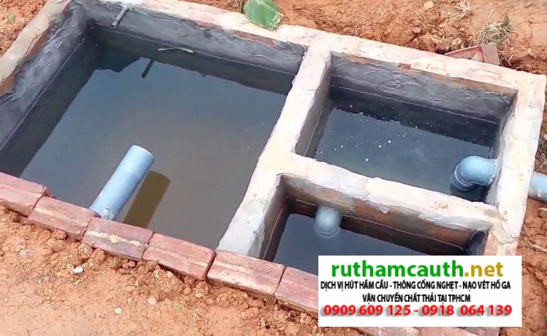 Hút Bể Phốt Ở Ngăn Nào? Khi Nào Cần Hút Cả 3 Ngăn?