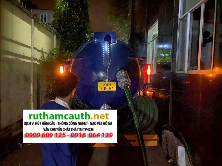 Rút Hầm Cầu Công Nghệ Mới – Không Mùi, Không Gây Ảnh Hưởng Môi Trường