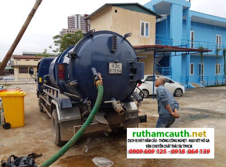 Bảng báo giá dịch vụ rút hầm cầu Phường Chợ Quán