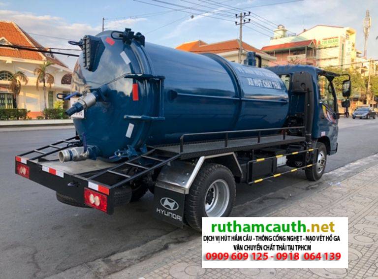 Bảng báo giá dịch vụ rút hầm cầu Phường Chợ Quán