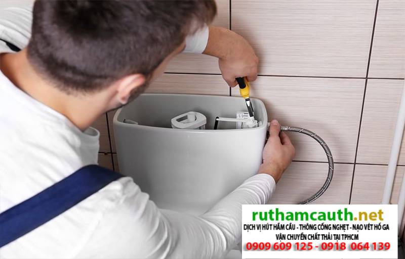 Xử lý bồn cầu phát ra tiếng ục ục