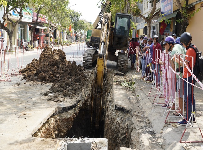 Bảng báo giá đào đường cống thoát nước Hóc Môn