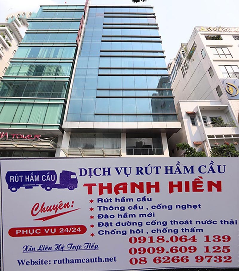 Rút hầm cầu tại tòa nhà văn phòng quận 3